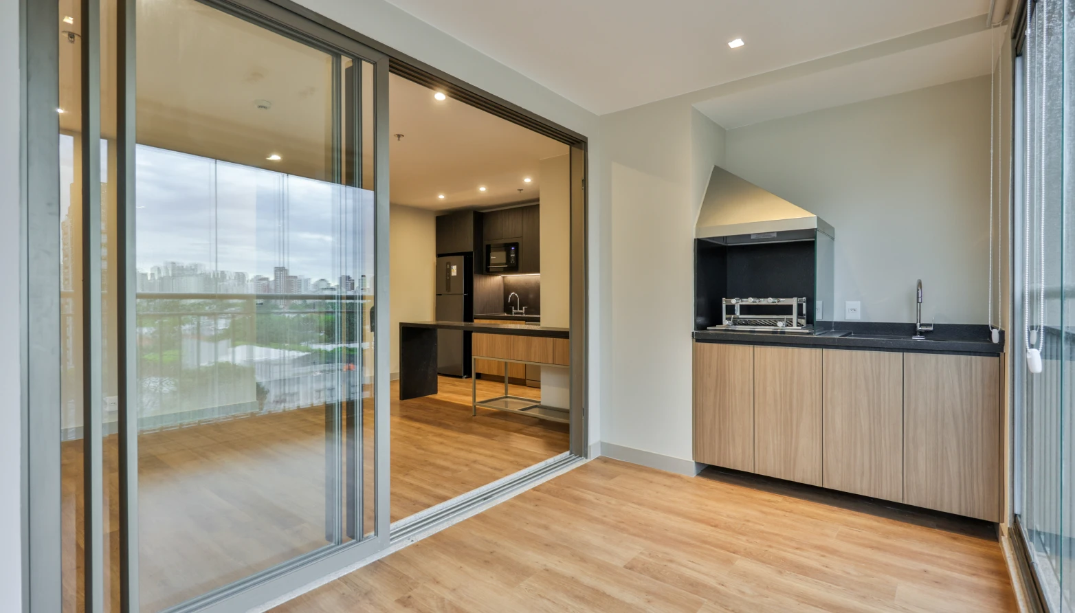 Cover to 2 suites