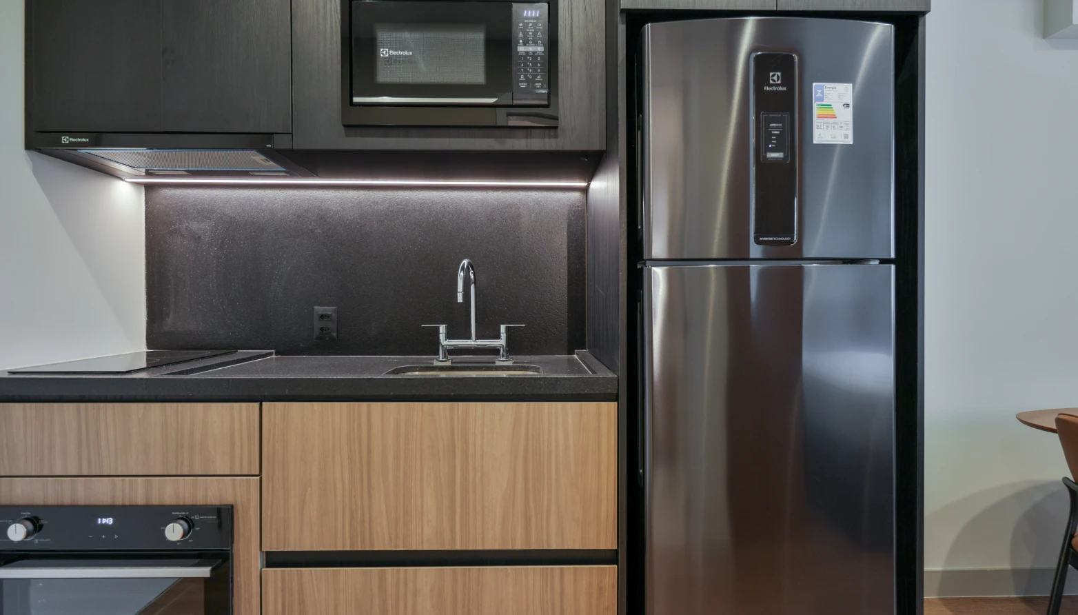 Cover to guest suite